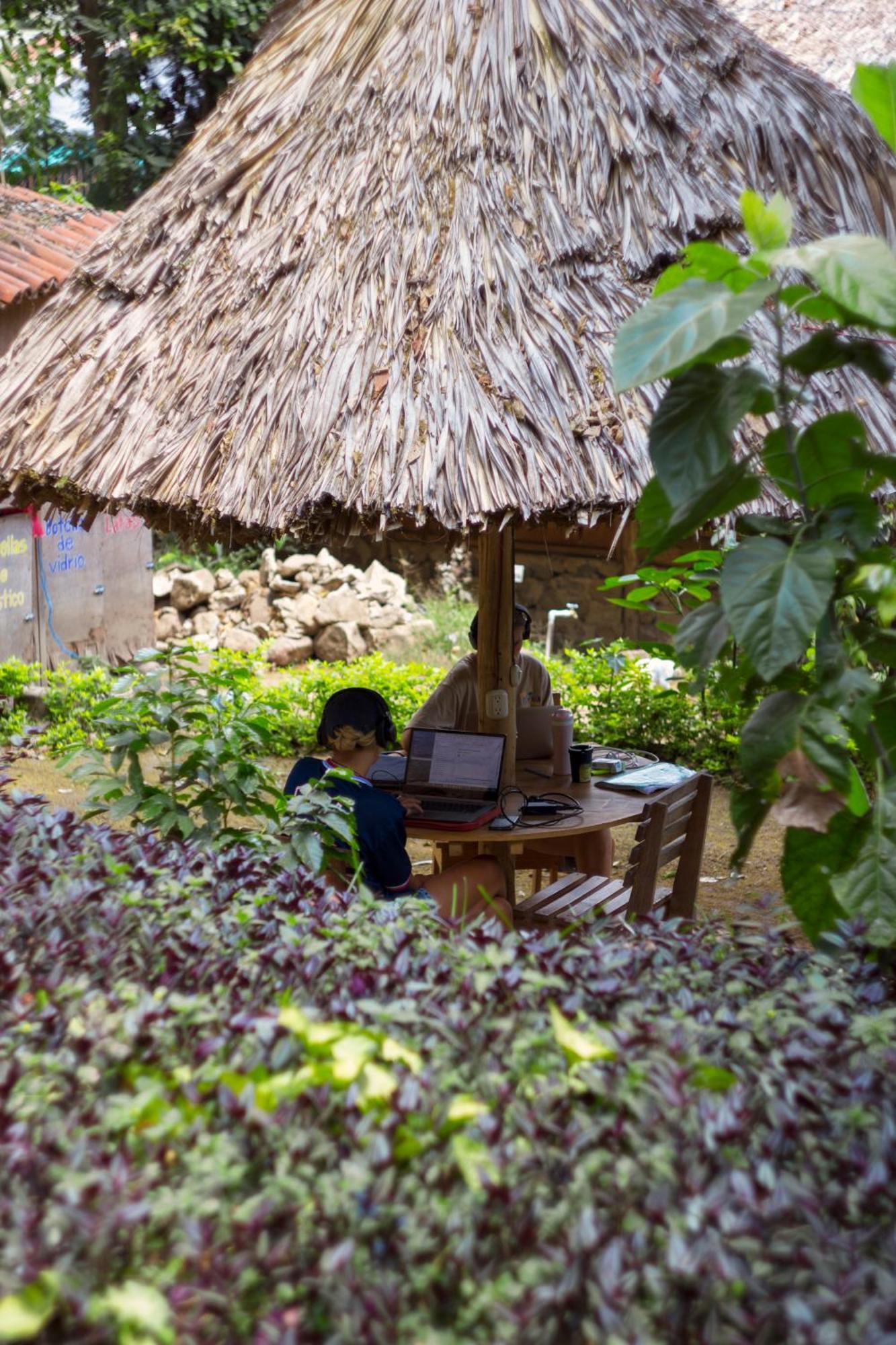 Eco-Hotel Mayachik سان خوان لاجونا المظهر الخارجي الصورة